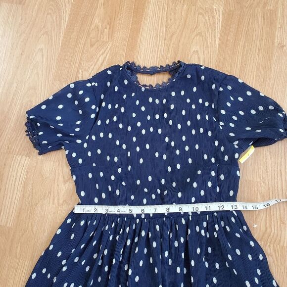 1901 Nordstrom Polka Dot Crinkle Chiffon Fit Flare Dress size Medium Petite - Picture 11 of 14